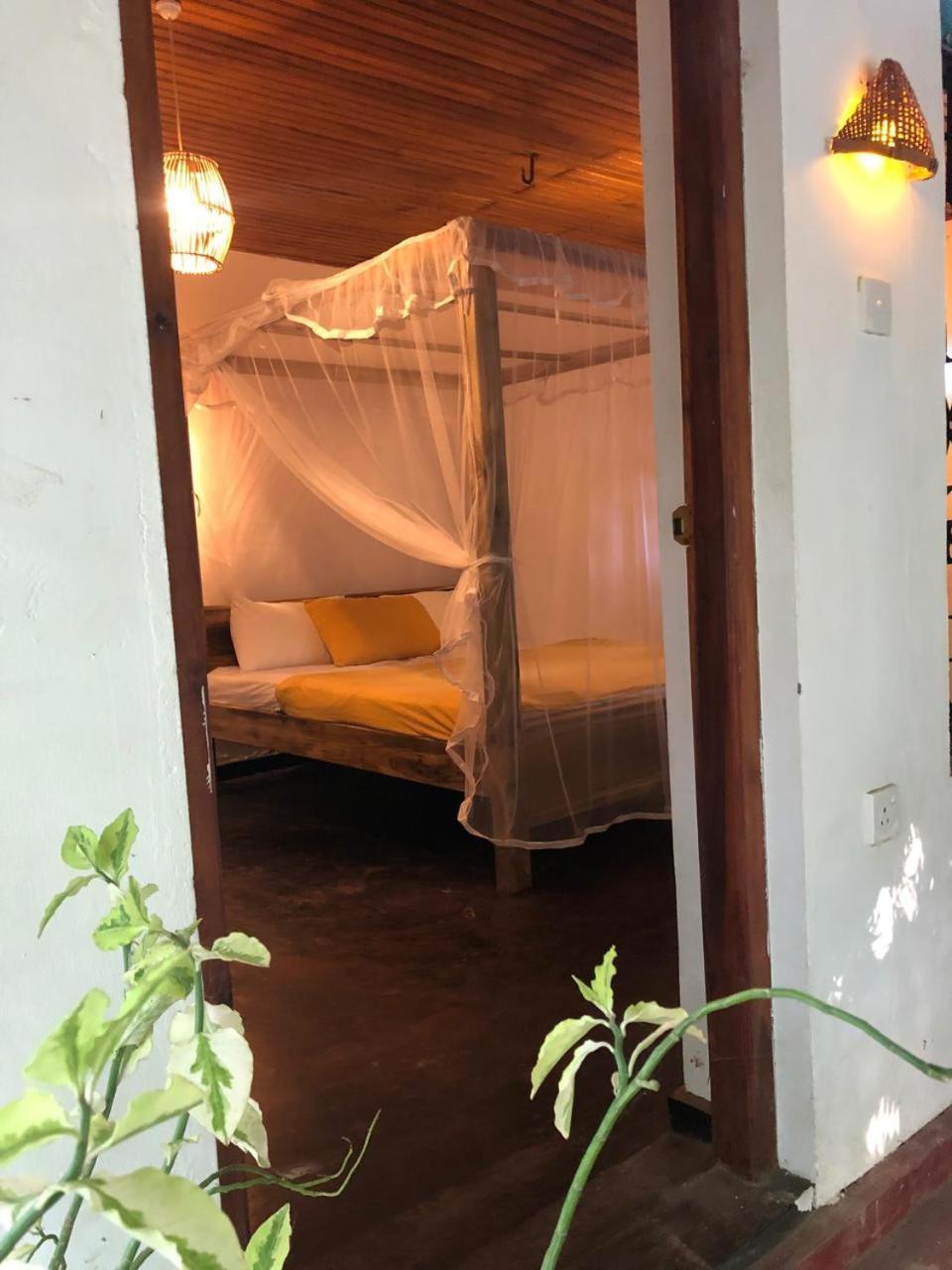 Bed and Breakfast Salty Garden Arugambay Arugam Bay Zimmer foto